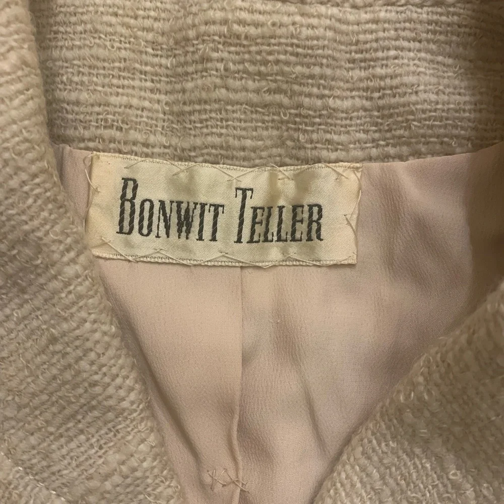 1960’s Vintage Bonwit Teller 2 Piece Suit in Gold‎ Tweed